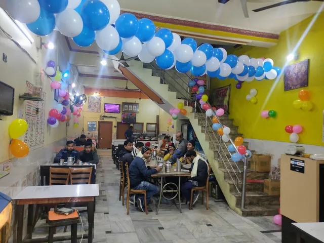 Chandra Marwadi - Best Restaurant/Best Veg/Bhojnalaya/Best Family Restaurant in Ayodhya