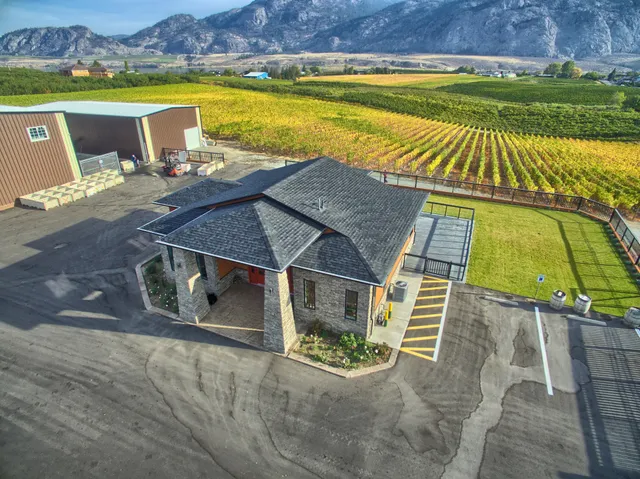 Bordertown Vineyards & Estate Winery