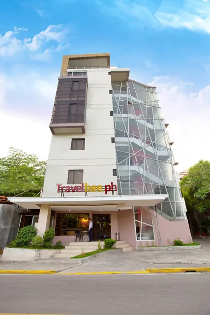 Travelbee Business Inn