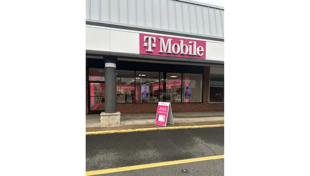 T-Mobile Authorized Retailer