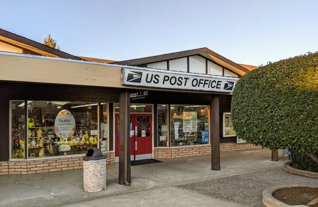 Michael's Hallmark Shop