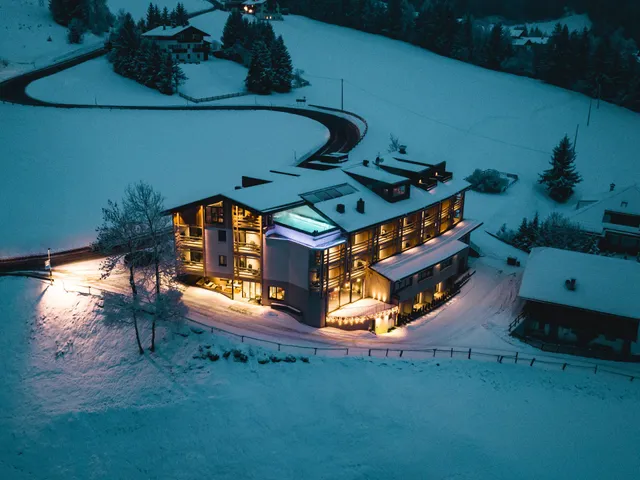 La Cort My Dollhouse - Adults Only