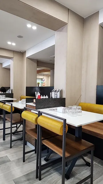 Peshwa Restaurant in Deccan Gymkhana, Pune