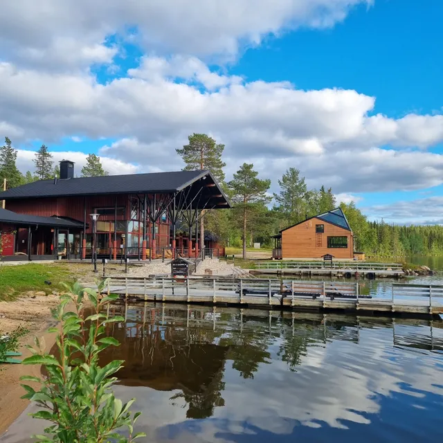 Jeris Lakeside Resort