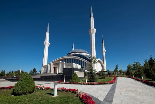 Ahmet Hamdi Akseki Mosque