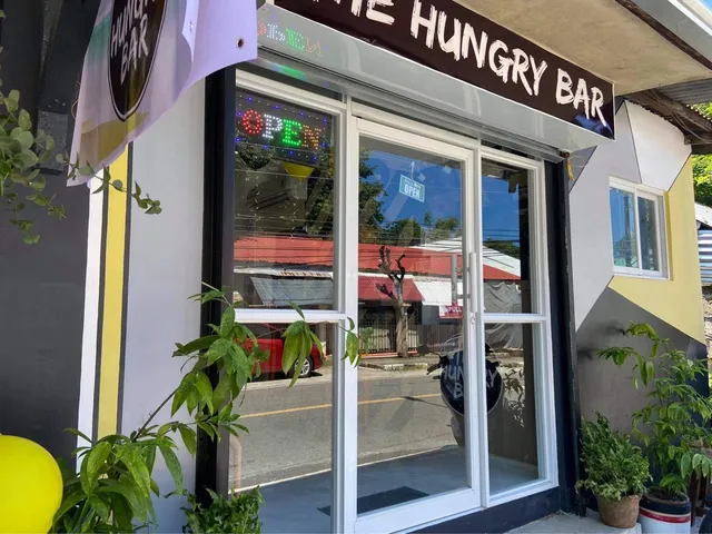 The Hungry Bar Vigan