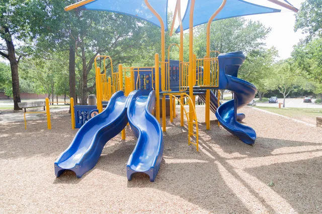 River Legacy Parks East