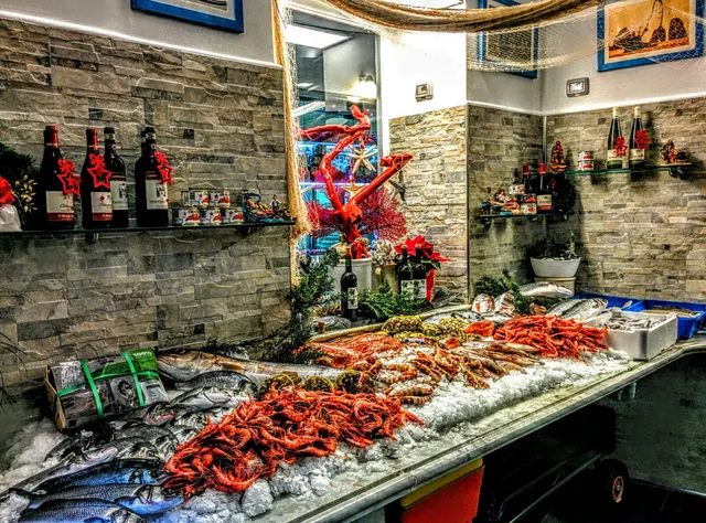 Pescheria Le Botteghe - Restaurant closed - Reopen in March 2026