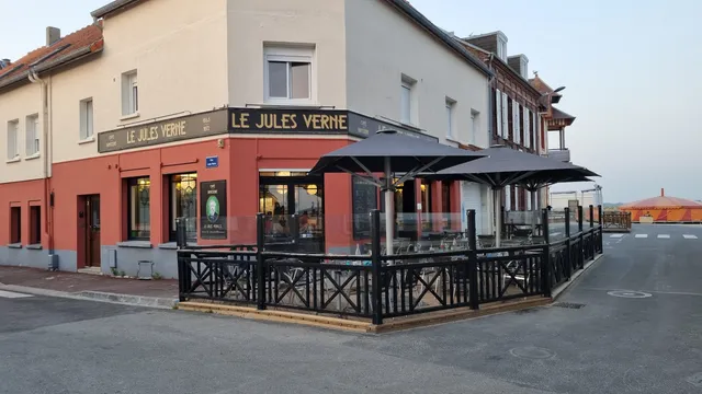 Le Jules Verne