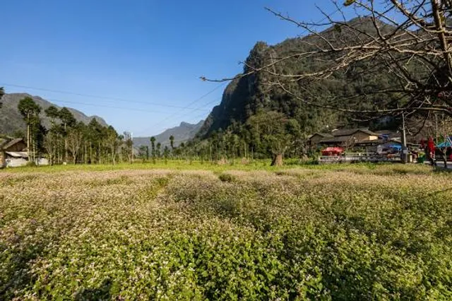 Lung Cam cultural & travel village