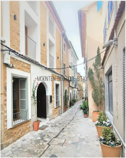 MOONTEN Boutique Stay