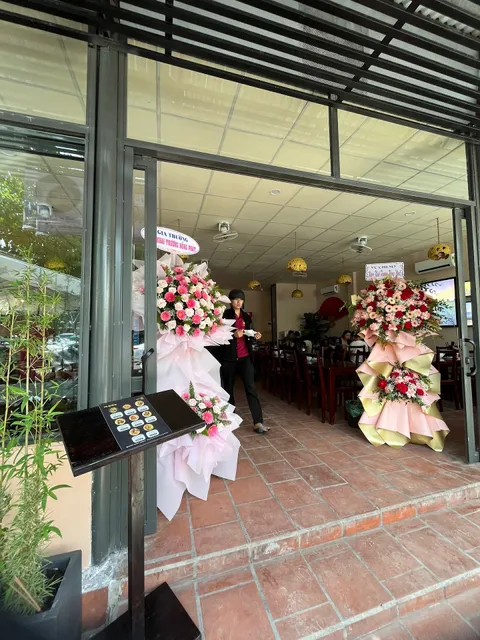 Mi Quang Que Xua(Noodle restaurant)