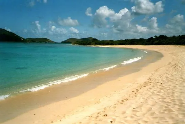 Long Bay Beach, Beef Island