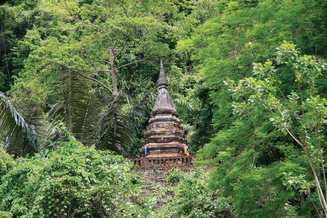 Chedi Khao Lang Bart