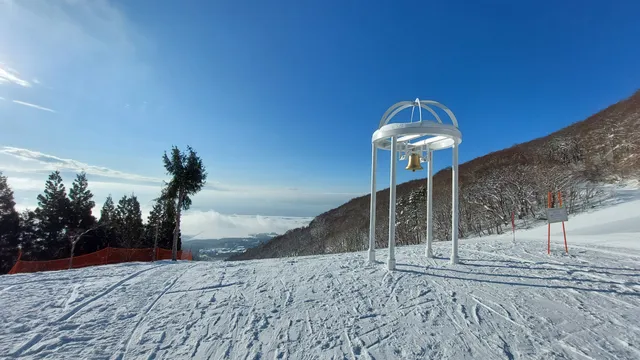 イナワシロスキージョウミネロセンターハウス