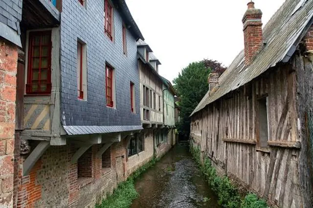 the Dominican Cultural Center