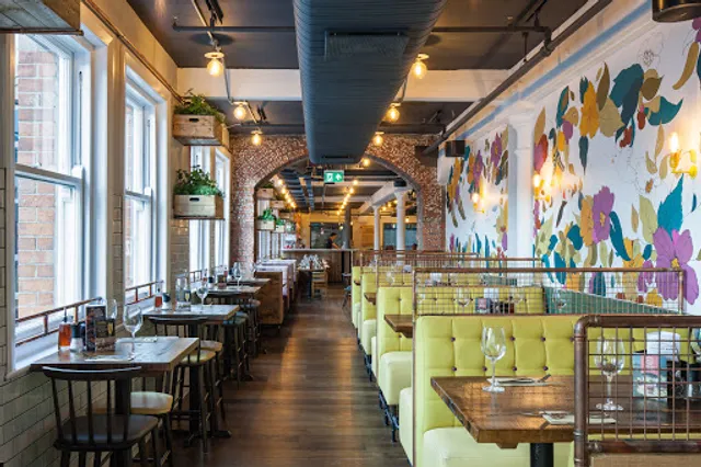 Zizzi - Belfast Victoria Square