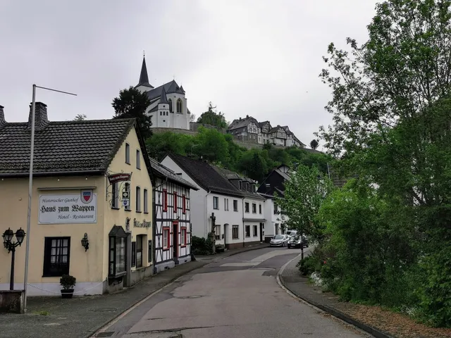 Guest house in the valley 18