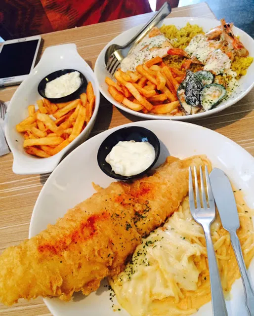 Fish Streat Pinang Emas