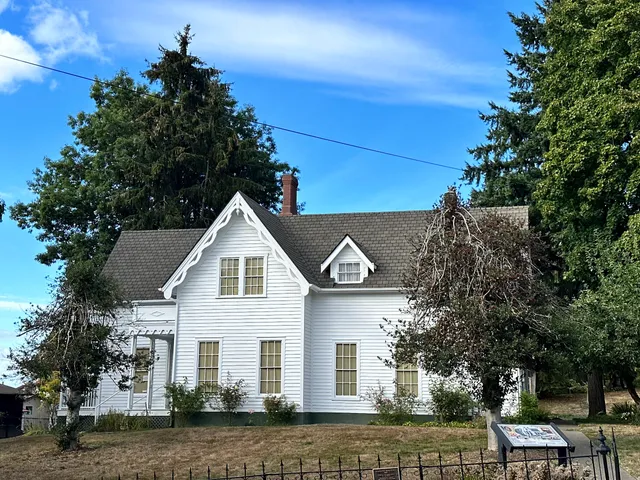 Bigelow House Museum, a historic house museum of the Olympia Historical Society