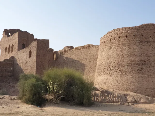 Mauj Garh Fort قلعہ موج گڑھ