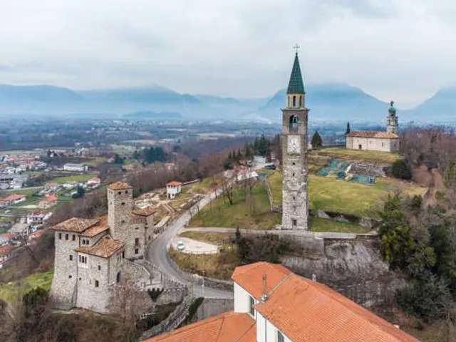 Castello Savorgnan di Artegna/Cjstiel Savorgnan di Dartigne