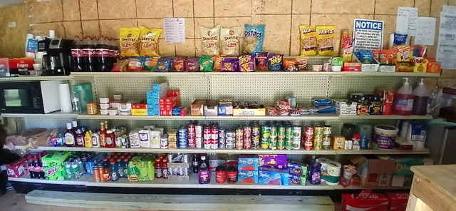 Hanks Hill Country Store