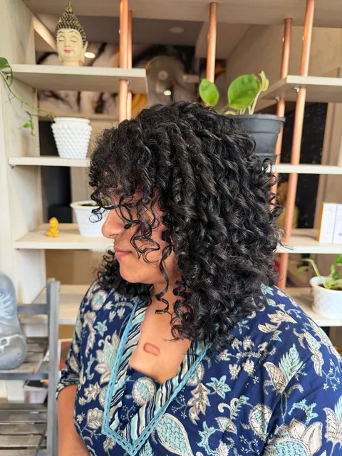 Curls 360 Family Salon Kochi - Unisex Premium Beauty Salon Panampilly Nagar, Haircolour, Keratin, Beauty Parlour in Kochi