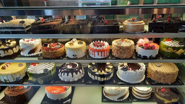 • JON'S boulangerie patisserie