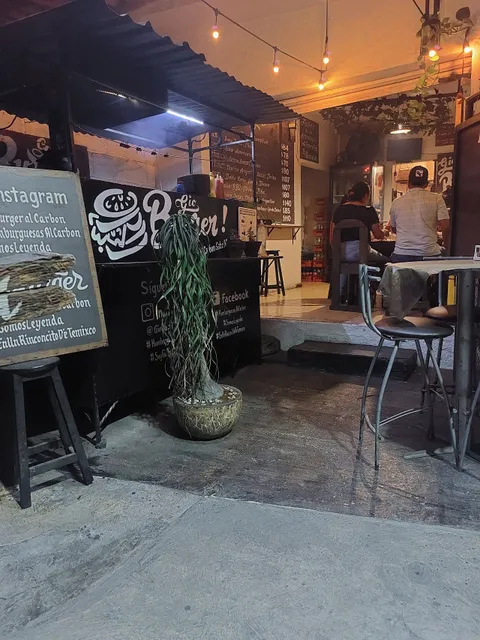 GioBurger Hamburguesas Al Carbon