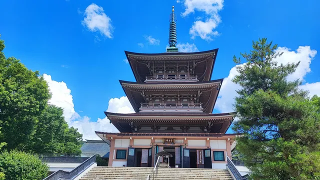 Nihon-chūreiden (Zenkōji History Museum)