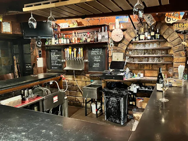 Up the Creek Bistro Wine Bar