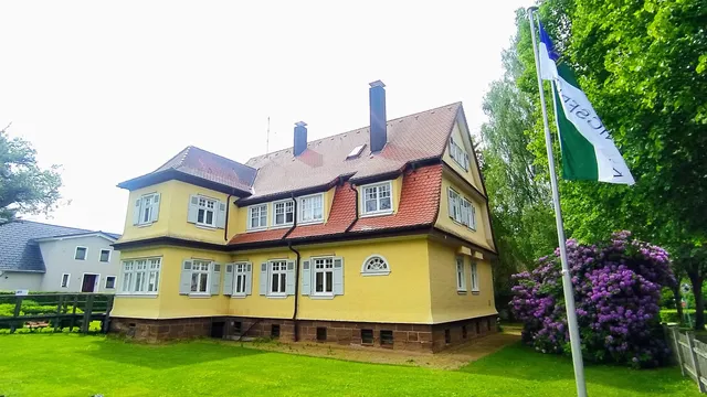 Albert-Schweitzer-Haus Forum für Information und Kommunikation