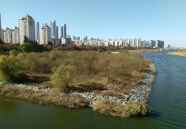 Dalbit (Moonlight) Park