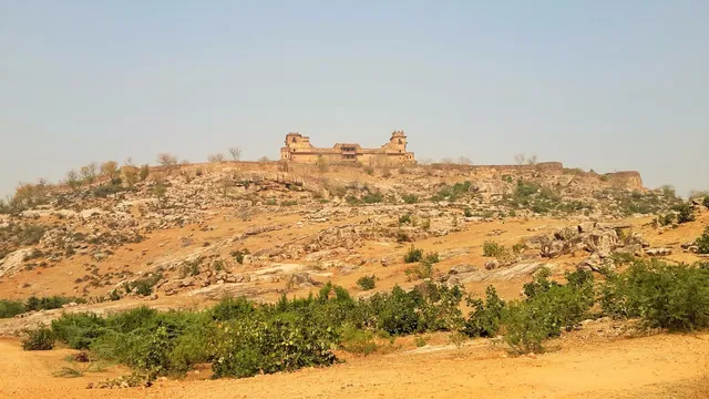 Garh Kundar Fort