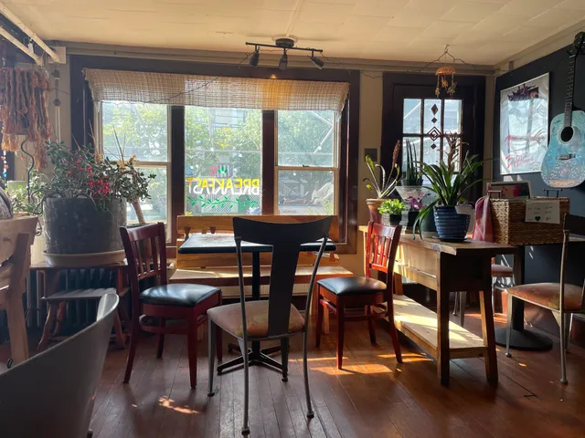 Positively 4th Street