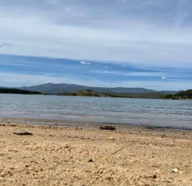 Embalse de Aguilar Playa