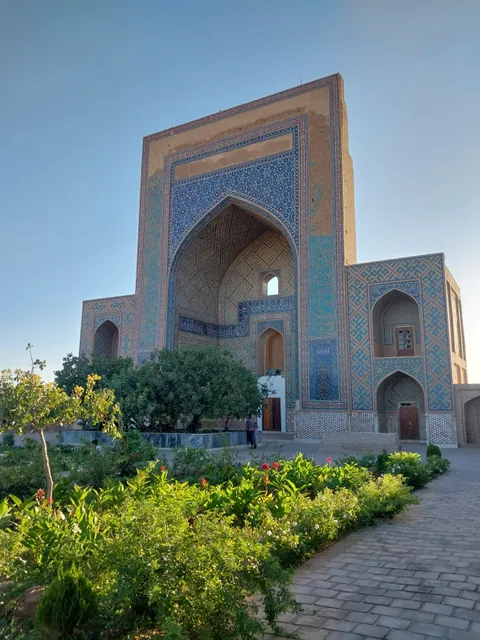Shrine of Zeinoddin Abu Bakr Tāybādi