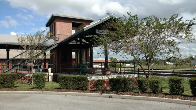 Plant City Train Viewing Platform