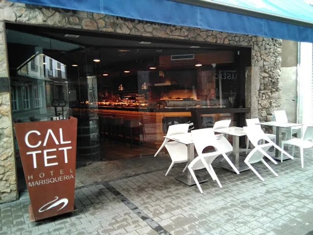 HOTEL MARISQUERIA CAL TET