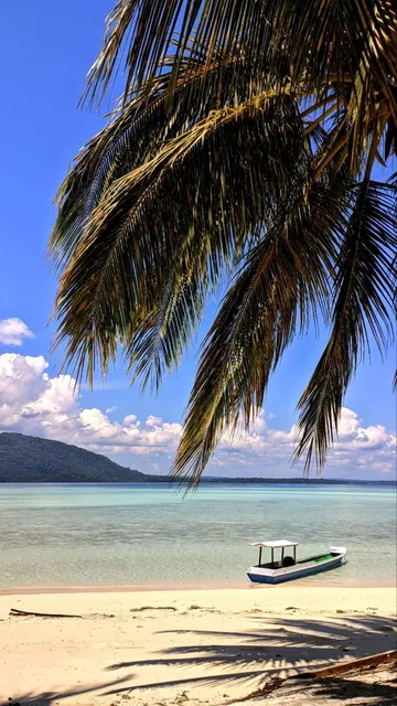 Kaniungan-besar Island