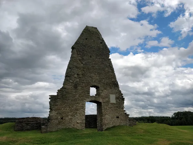 Viru-Nigula Maarja kabeli varemed