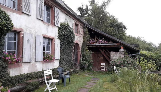 Ferme Lossow - Chambres d'Hôtes en Alsace