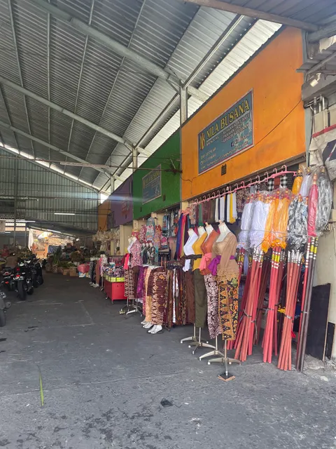 Muding Sari Market