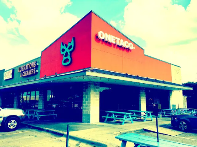 OneTaco Taqueria @ Research Blvd