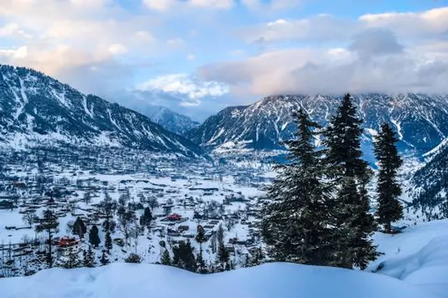 Green Top (Kalam view point)