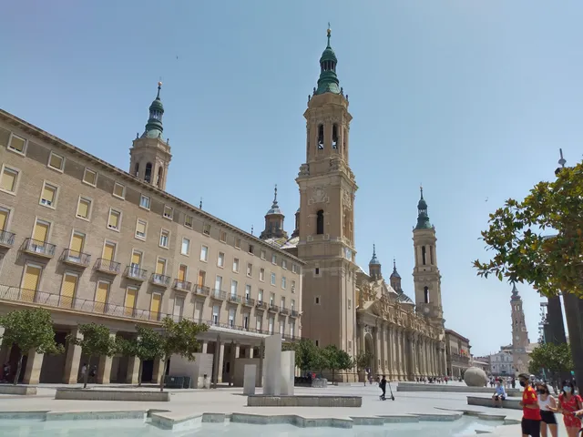 Plaza del Pilar