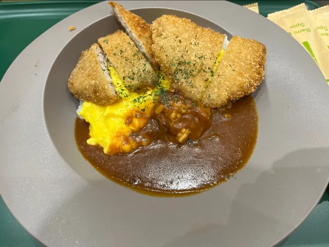 museum shop & restaurant