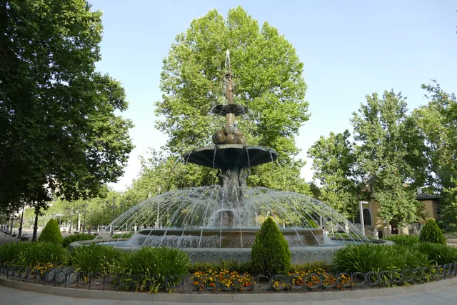 Fuente de las Granadas