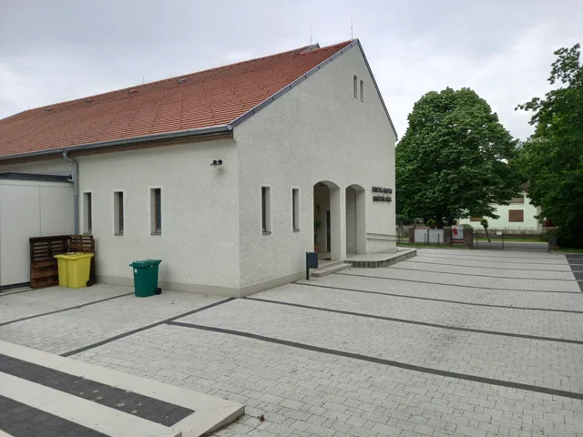 Balatonboglári Varga Béla Városi Művelődési Ház (Lengyel-Magyar Barátság Háza)